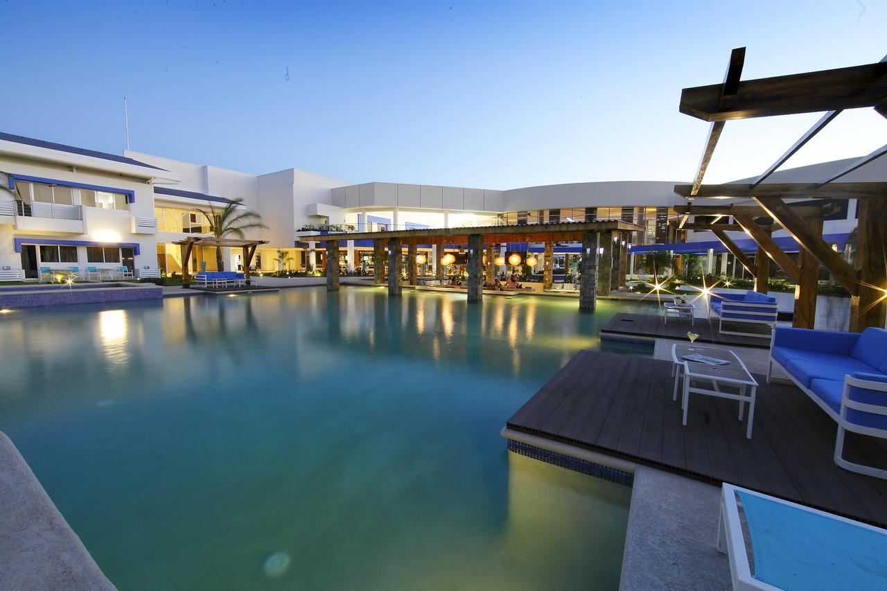 Hotel Mykonos Santiago Exteriör bild